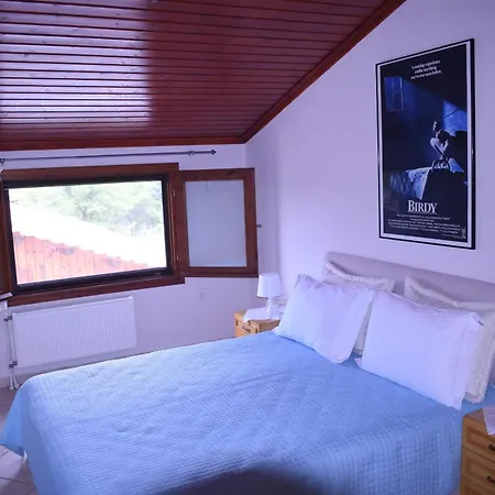 Daire Kallilkratia Flat 2 *